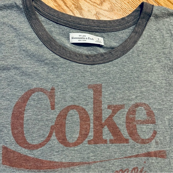 Abercrombie & Fitch Gray Ringer T-Shirt With COKE Graphic Size Small - Picture 2 of 7